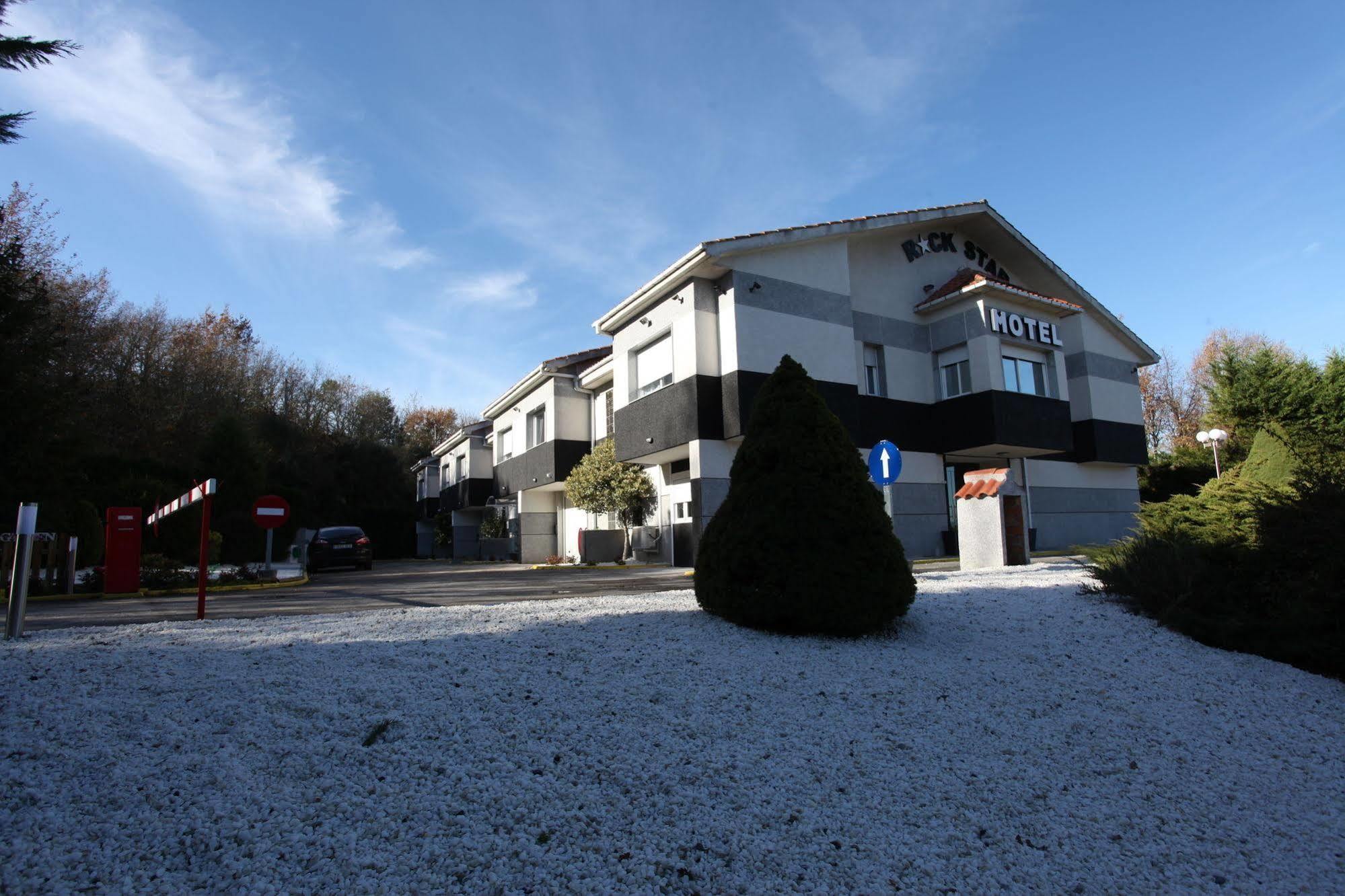 Hotel Apartamentos Rock Star Taboadela Zewnętrze zdjęcie